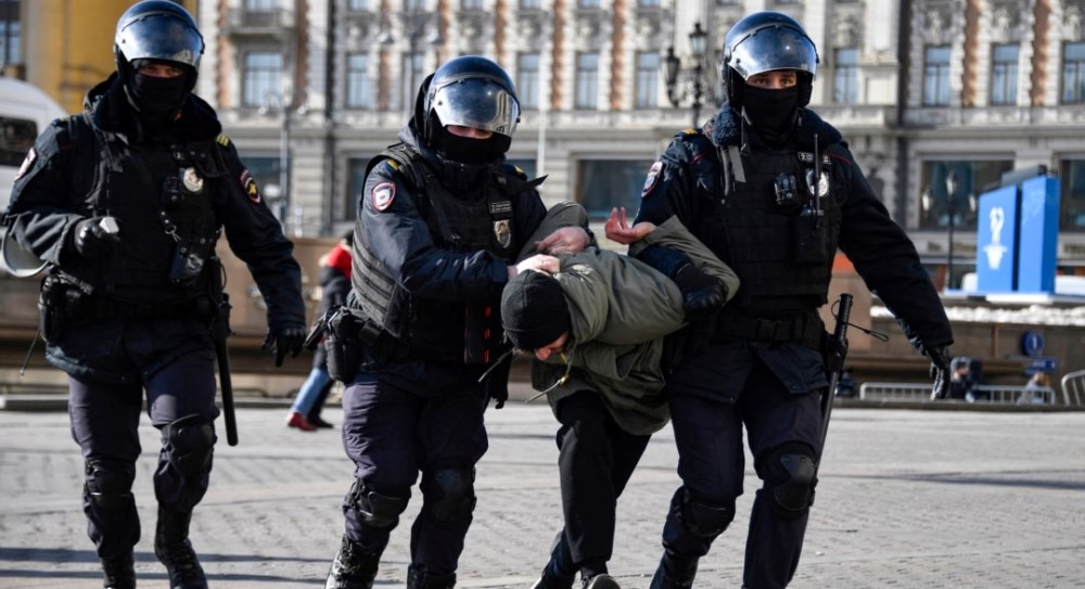 Mbi 2 mije te arrestuar ne Rusi pas shpalljes se mobilizimit ushtarak